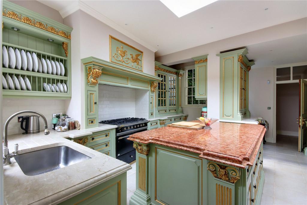 Kitchen/Breakfast Rm