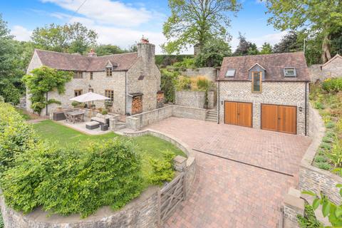 4 bedroom detached house for sale, 3 Stretton road, Much Wenlock, TF13