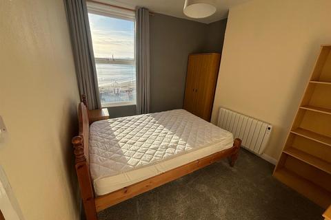undefined, 13 Eastborough, Scarborough YO11