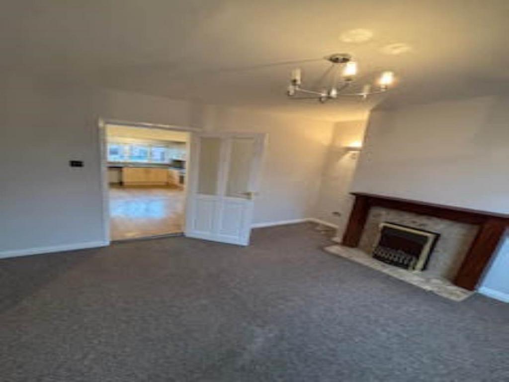 Lounge - new