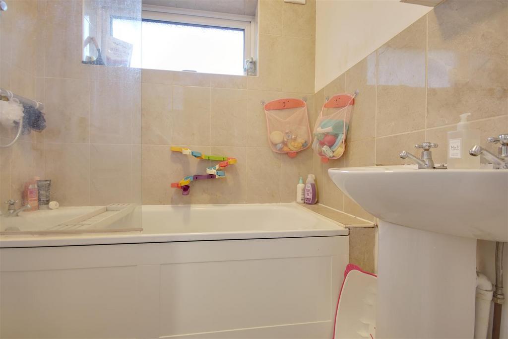 Bathroom.jpg