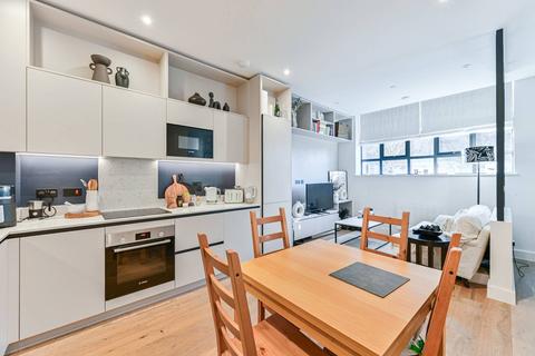 Studio for sale, Balham High Road, Balham, London, SW12