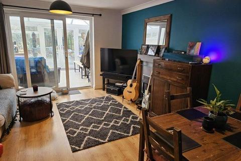 undefined, Clos Springfield, Talbot Green Pontyclun