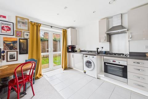 undefined, Kenyon Way, Langley, Berkshire, SL3