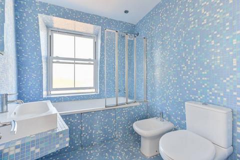 3 bedroom flat to rent, Brixton Road, SW9, Oval, London, SW9