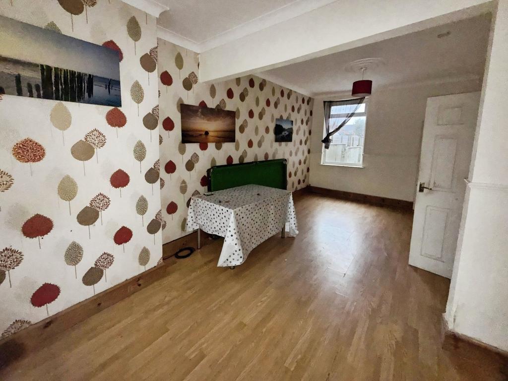 Living/Dining Room