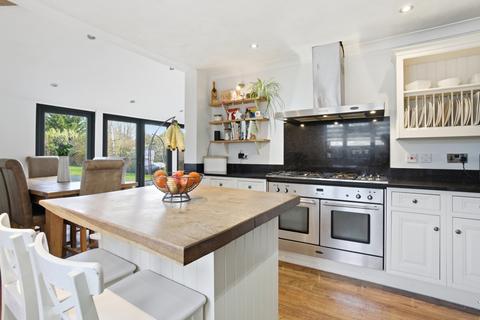 4 bedroom detached house for sale, Park Road, Bishop's Stortford CM22