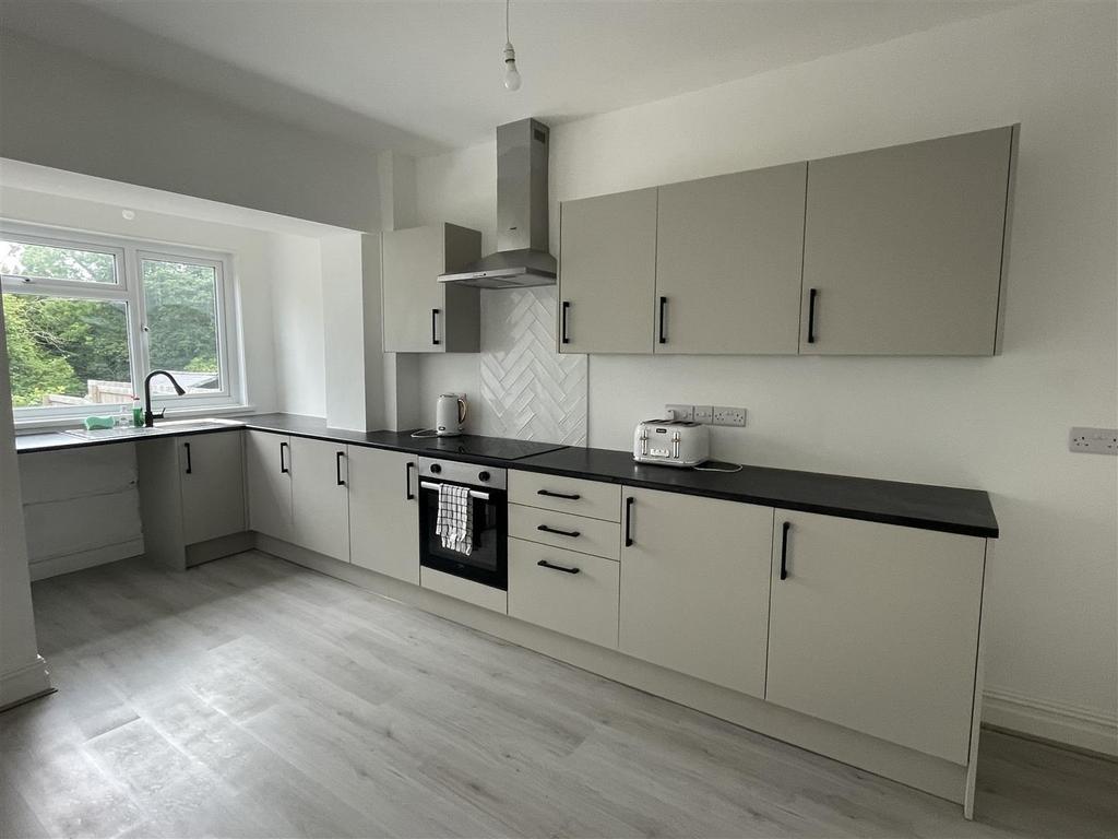 Open Plan Kitchen/Dining/Sitting Areas
