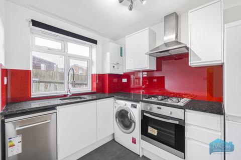 2 bedroom bungalow to rent, Durnsford Road, Bounds Green, London, N11