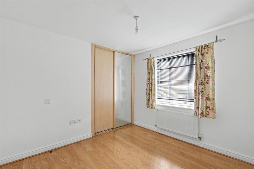 Bedroom 1.jpeg