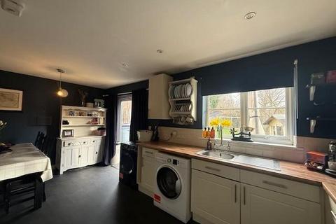 3 bedroom end of terrace house for sale, Over Old Road, Gloucester GL19