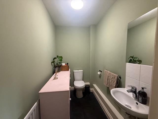 Downstairs WC 2.jpg