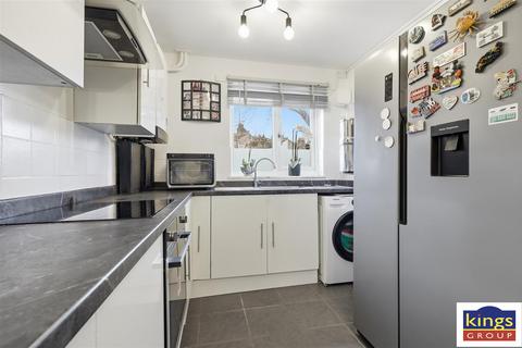 2 bedroom terraced house for sale, Goldsdown Road, Enfield