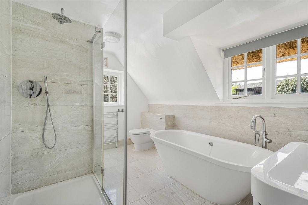En Suite Bathroom