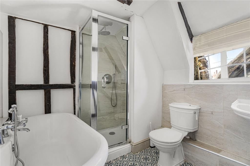 Bath/Shower Room