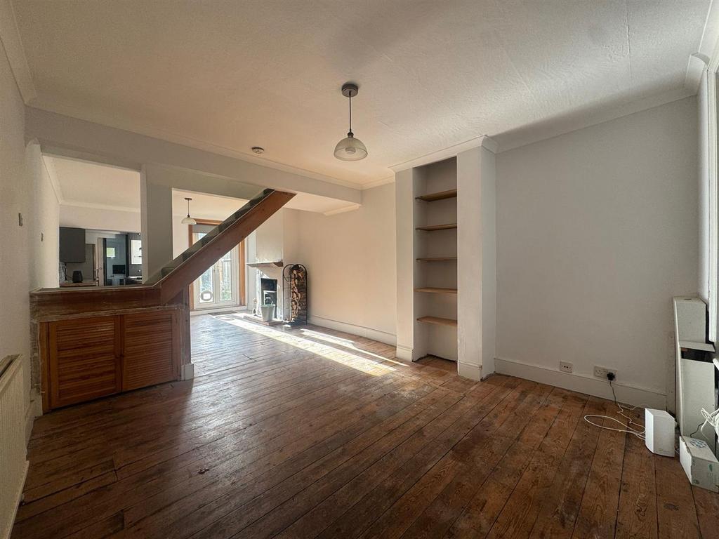 Living room 1.jpeg
