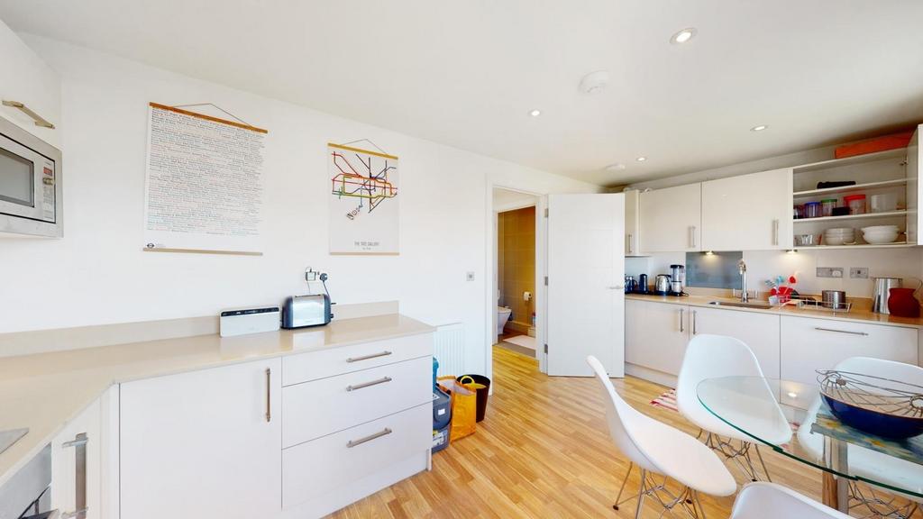Scriven Street 07182020 132017.jpg