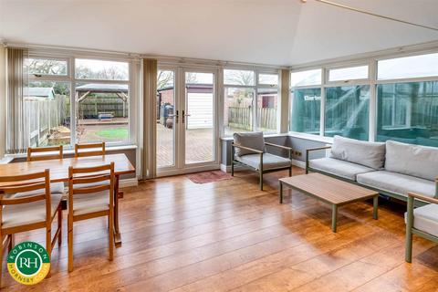 3 bedroom detached house for sale, Summerfields Drive, Blaxton, Doncaster