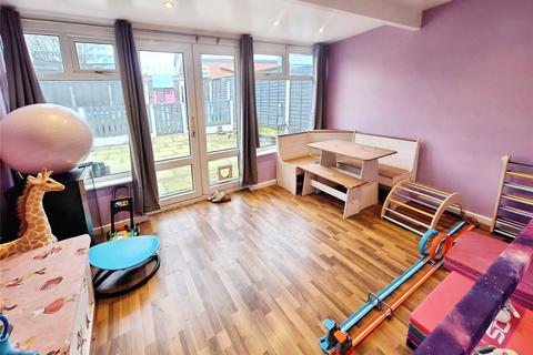3 bedroom terraced house for sale, Whitehouse Crescent, Warwickshire CV10