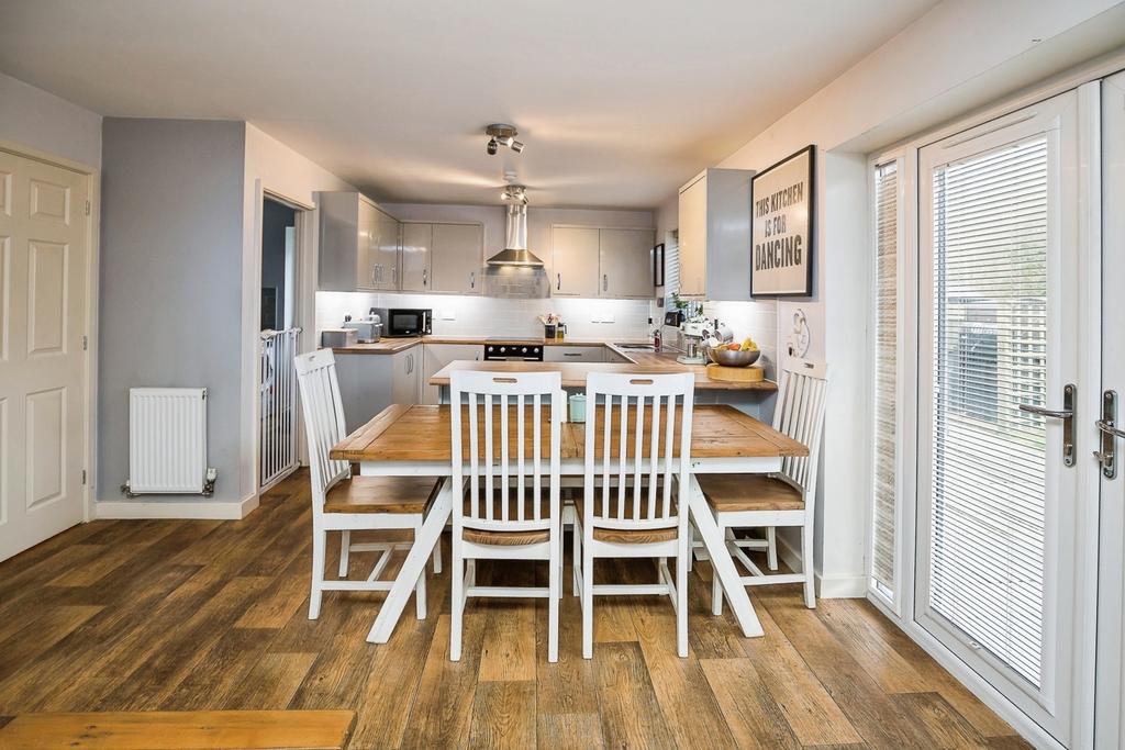 Dining Kitchen