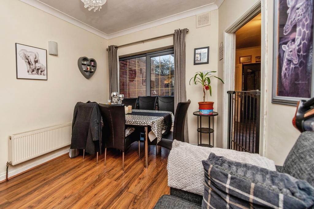 Living / Dining Room