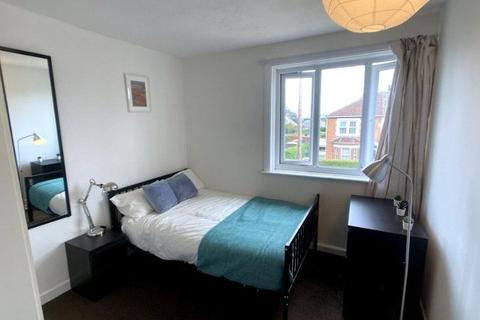 Property to rent, Woodcote Road, Hampshire SO17