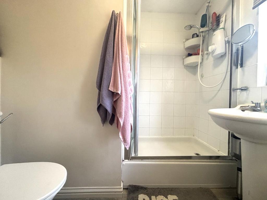 Ensuite.jpeg