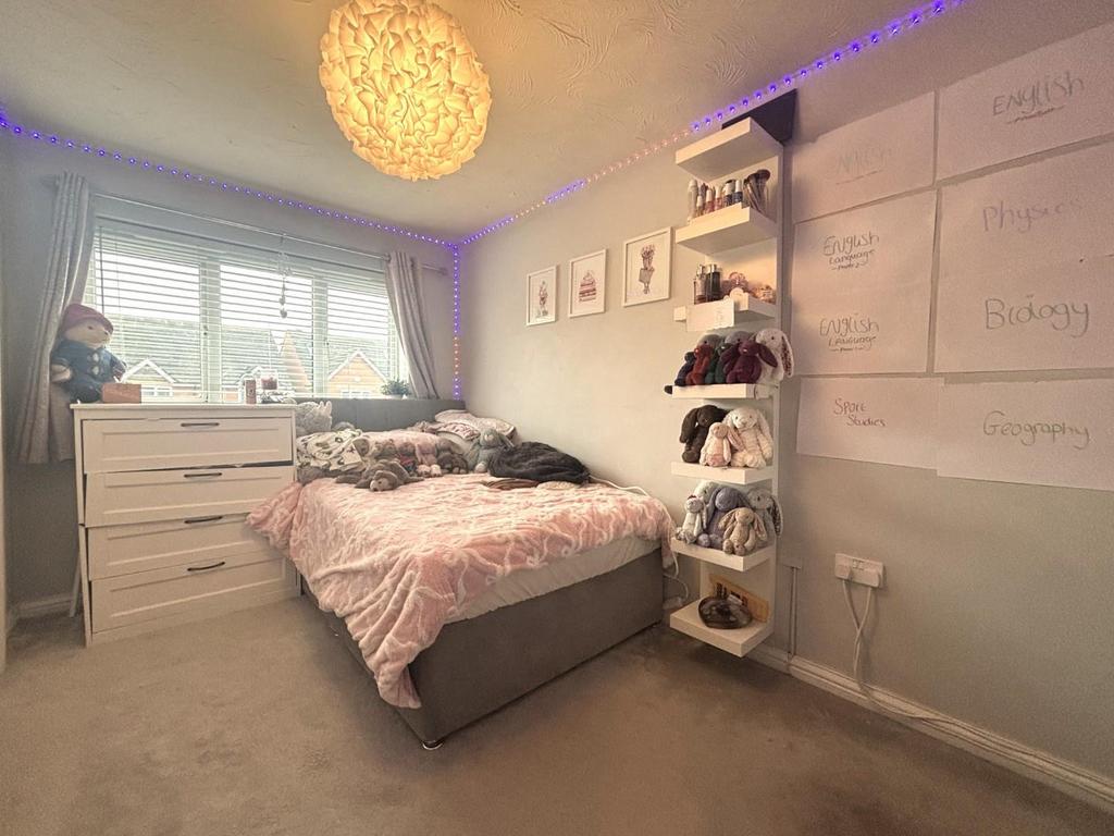 Bedroom 2.jpeg