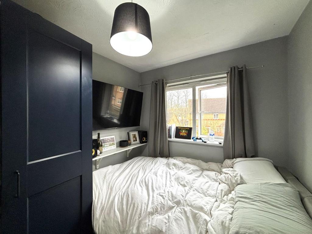 Bedroom 4.jpeg