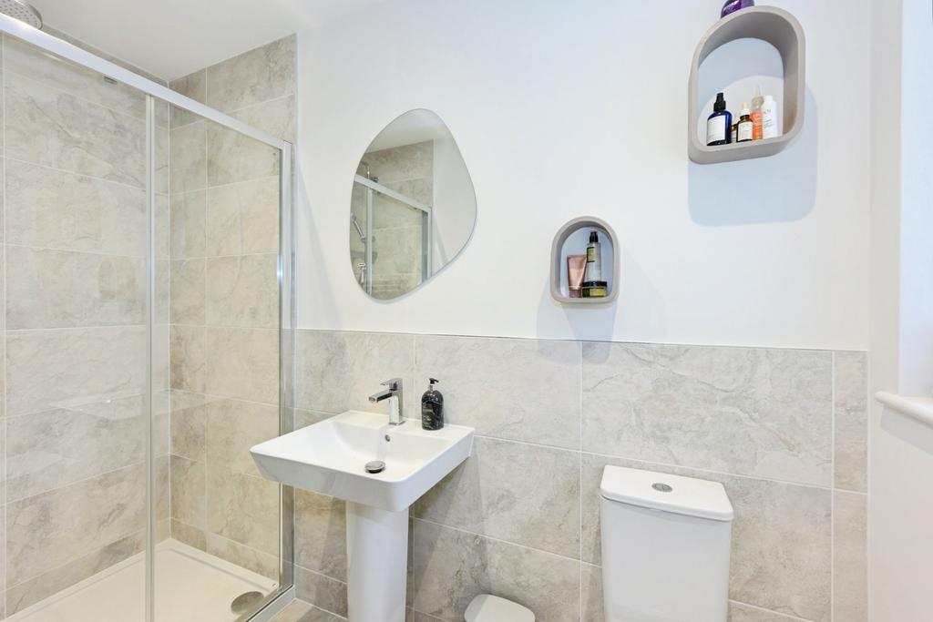 Ensuite Shower Room
