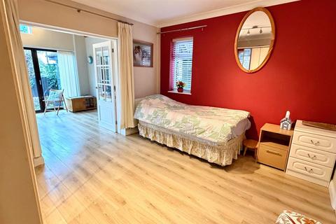 undefined, Bryn Gannock, Deganwy, Conwy