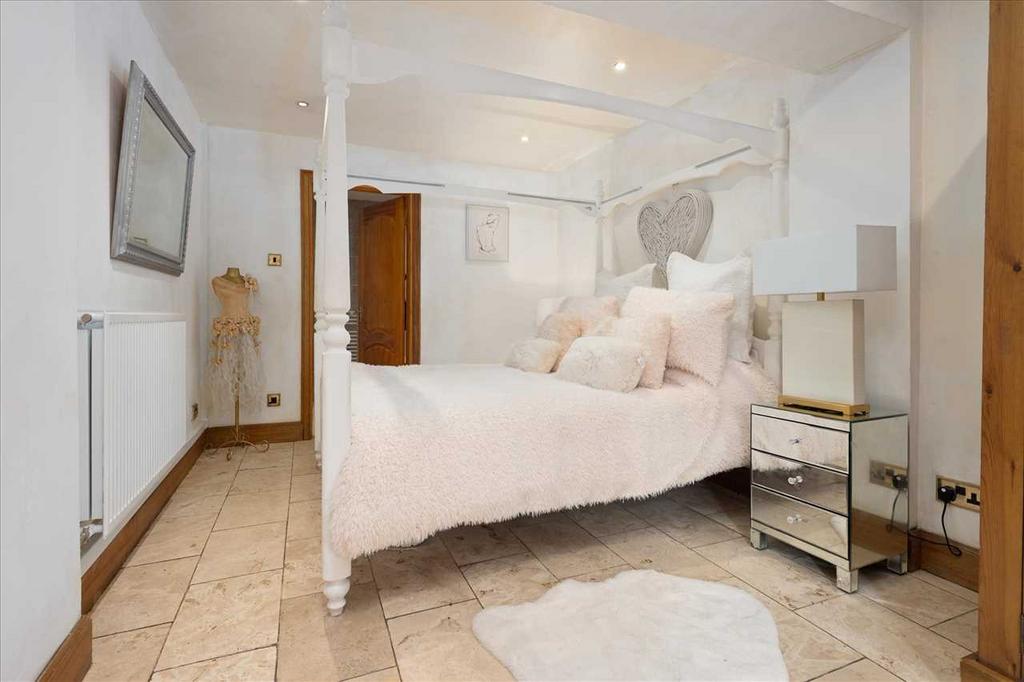 Principal Bedroom