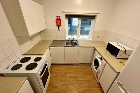 2 bedroom flat to rent, Taylor's Court, Newcastle upon Tyne NE1