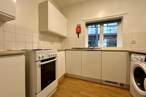 2 bedroom flat to rent, Taylor's Court, Newcastle upon Tyne NE1