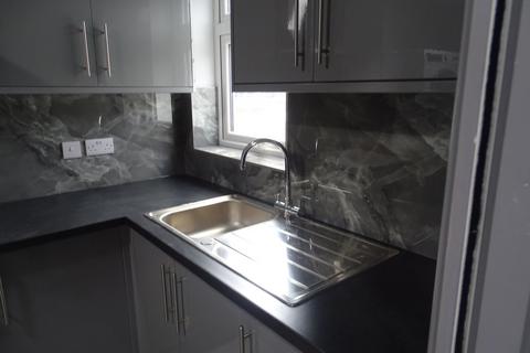 1 bedroom in a house share to rent, Florence Road, Southall