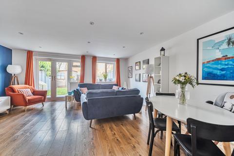 3 bedroom terraced house for sale, Walpole Road, Slough