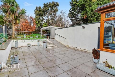 3 bedroom detached house for sale, Maidstone Road, Gillingham