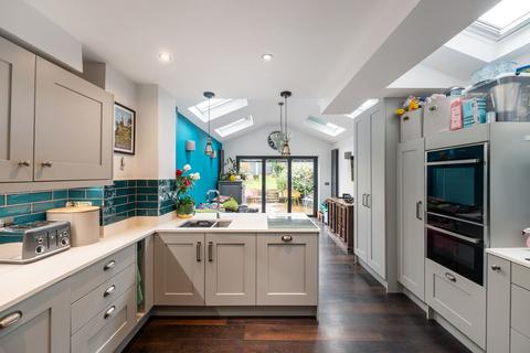 4 bedroom terraced house for sale, Priory Road, Reigate, RH2