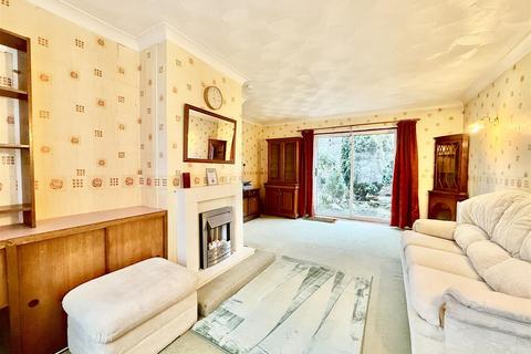 undefined, Cranmore Avenue, Swindon