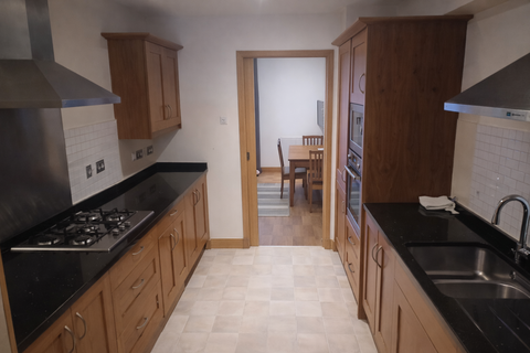 undefined, 4 Bedroom Town House Fully Furnished
