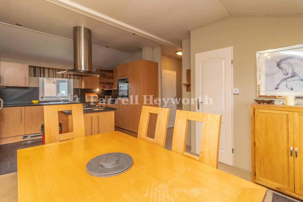 Kitchen Diner image