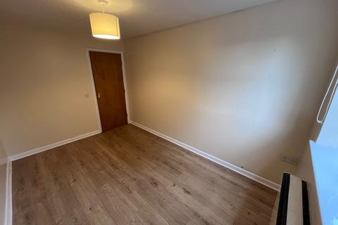 1 bedroom flat to rent, 11 Dumbarton House  Bryn Y Mor Crescent Swansea