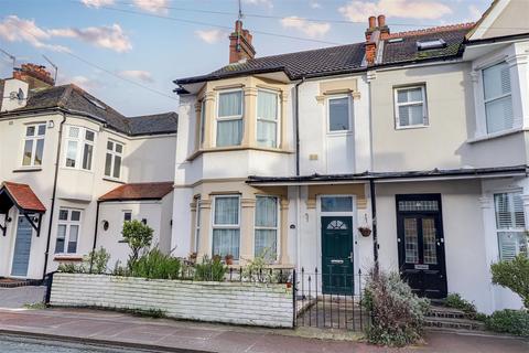 Westbourne Grove, Westcliff-on-Sea SS0