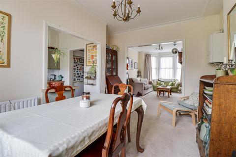 3 bedroom semi-detached house for sale, Westbourne Grove, Westcliff-on-Sea SS0