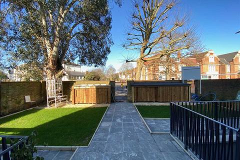 undefined, Castlebar Road, Ealing, Ealing