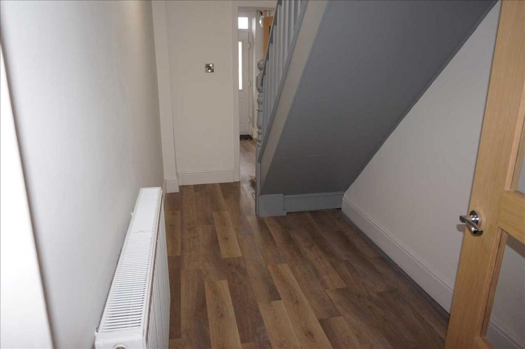Inner hall :