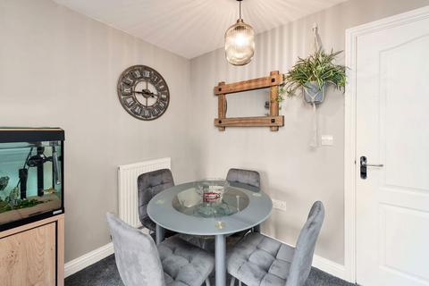 2 bedroom end of terrace house for sale, Ashwell Close, Peterborough PE7