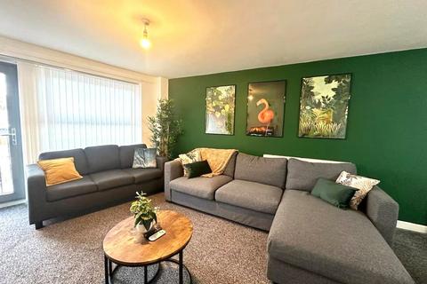 Carriage Grove, Bootle L20