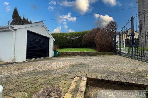 undefined, Gellir Haidd, Tonyrefail, Porth, CF39