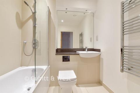 1 bedroom apartment for sale, The Causeway, Goring-By-Sea, Worthing, West Sussex